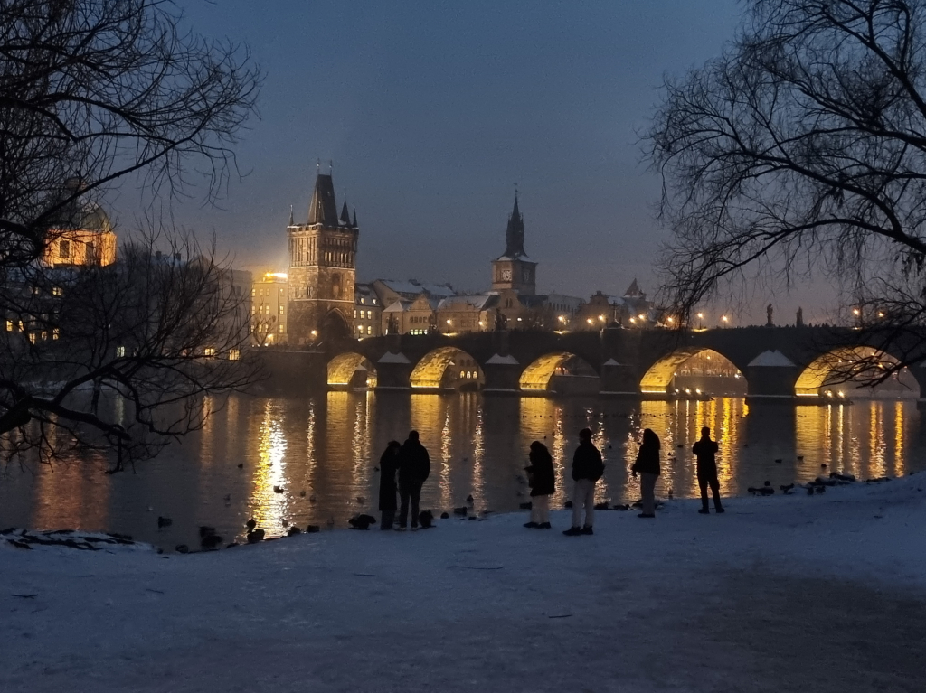 Noc a den v DDM - fotografický (Láďa)