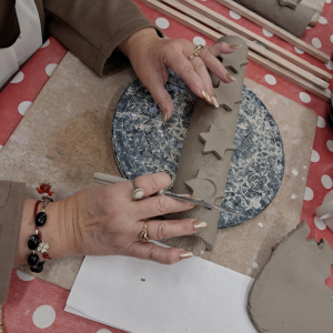 Klub třetího věku - Vánoční keramický svícen